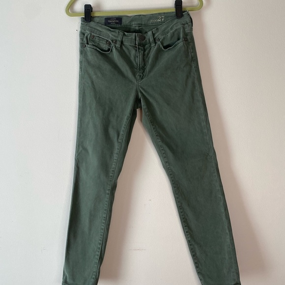 J.Crew Toothpick distressed army green pants. Size 27 - Picture 2 of 9